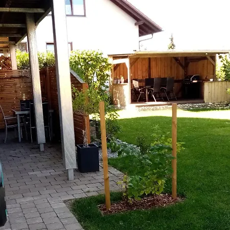 Schoene Einzimmer Zwischen Bodensee Und Allgaeu * Нойкирх