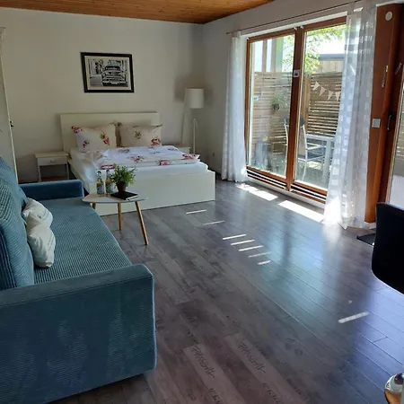 شقة Schoene Einzimmer Zwischen Bodensee Und Allgaeu *